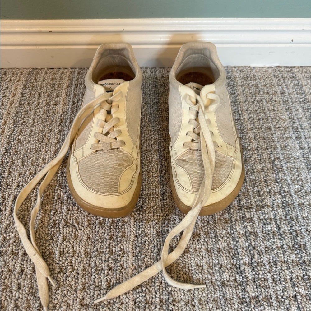 Vivo Barefoot Beige Sneakers